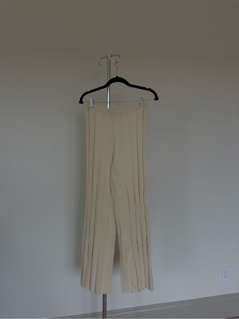 DISSH Cream Wide-Leg Ribbed Knit Pants